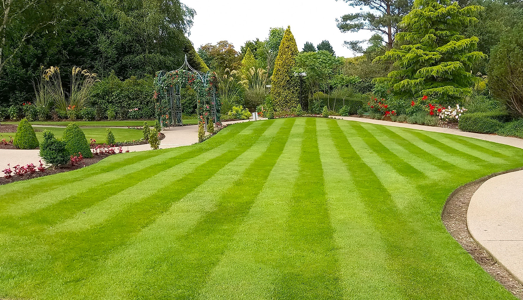 Geocompositi per natura e giardinaggio per prevenire erosione e smaltire acque in eccesso